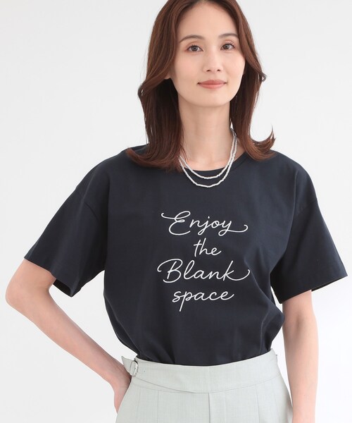 Reflect(リフレクト)の「【接触冷感】ラインアート刺繍Tシャツ(Tシャツ/カットソー・レディース・ホワイト系1/ホワイト系その他/ネイビー系・00)」の14枚目の写真