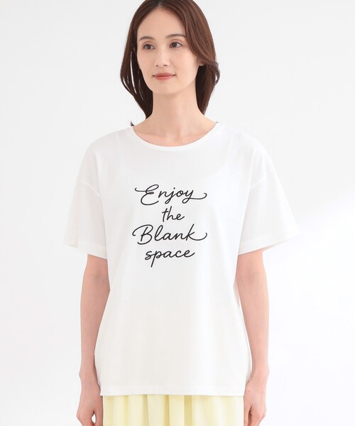 Reflect(リフレクト)の「【接触冷感】ラインアート刺繍Tシャツ(Tシャツ/カットソー・レディース・ホワイト系1/ホワイト系その他/ネイビー系・00)」の19枚目の写真