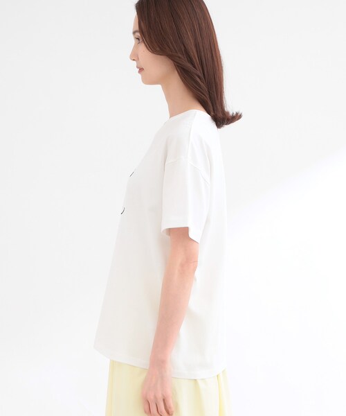 Reflect(リフレクト)の「【接触冷感】ラインアート刺繍Tシャツ(Tシャツ/カットソー・レディース・ホワイト系1/ホワイト系その他/ネイビー系・00)」の20枚目の写真
