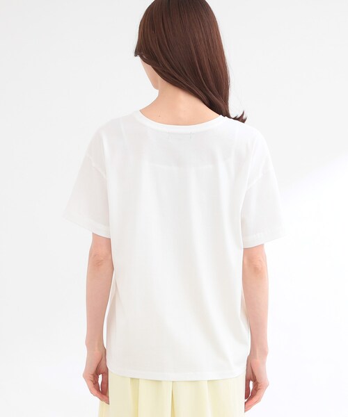 Reflect(リフレクト)の「【接触冷感】ラインアート刺繍Tシャツ(Tシャツ/カットソー・レディース・ホワイト系1/ホワイト系その他/ネイビー系・00)」の21枚目の写真