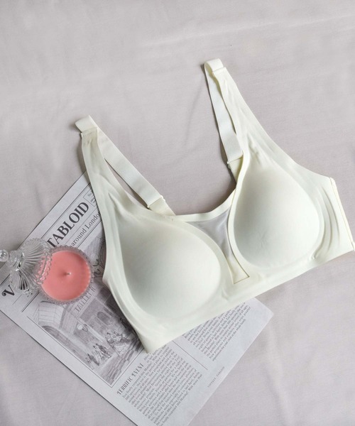 脇高美シルエットWメッシュブラジャー