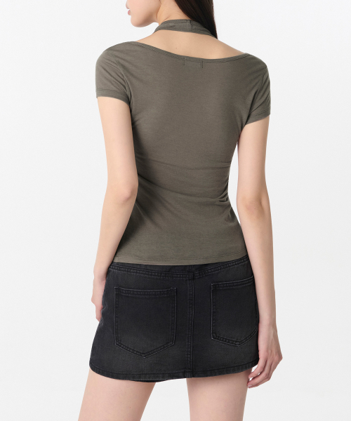 MUSINSA STANDARD WOMAN（ムシンサスタンダードウーマン）の「ウィメンズウールテンセルホルターレイヤードTシャツ[トープ]（Tシャツ/カットソー・レディース・その他・SMALL/MEDIUM/LARGE/X-SMALL）」の14枚目の写真