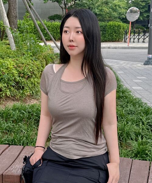 MUSINSA STANDARD WOMAN（ムシンサスタンダードウーマン）の「ウィメンズウールテンセルホルターレイヤードTシャツ[トープ]（Tシャツ/カットソー・レディース・その他・SMALL/MEDIUM/LARGE/X-SMALL）」の7枚目の写真