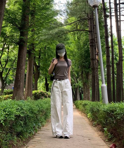 MUSINSA STANDARD WOMAN（ムシンサスタンダードウーマン）の「ウィメンズウールテンセルホルターレイヤードTシャツ[トープ]（Tシャツ/カットソー・レディース・その他・SMALL/MEDIUM/LARGE/X-SMALL）」の9枚目の写真
