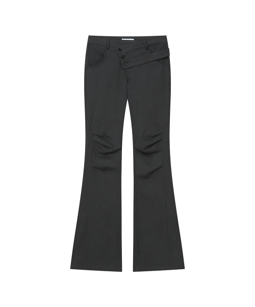Miseki SEOUL(ミセキソウル)の「Diagonal strap bootcut pants CHARCOAL(その他パンツ・レディース・その他・1/2/3)」の2枚目の写真