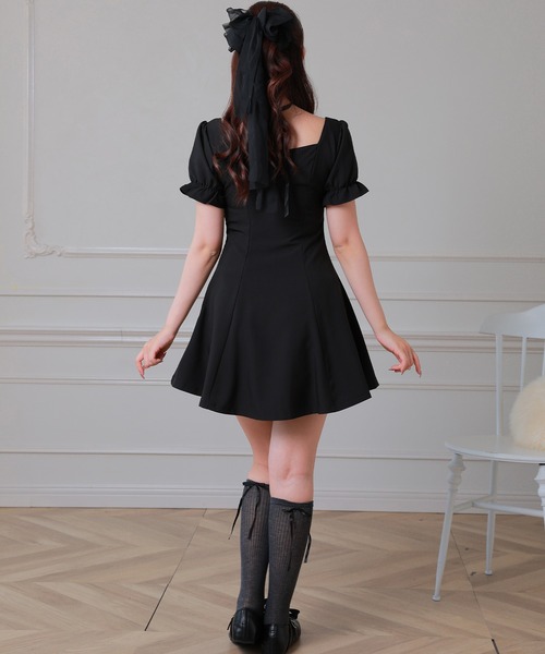 Anely(アネリー)の「Anely クロス リボン パフスリーブ ミニ ワンピース(ワンピース・レディース・ラベンダー/グレー/ブラック・FREE)」の9枚目の写真