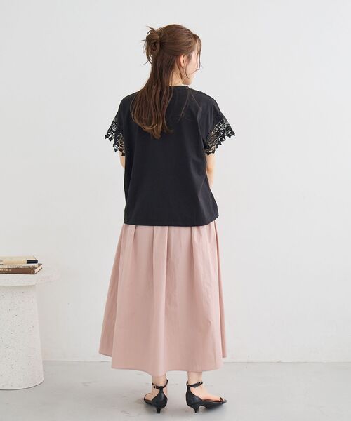 le.coeur blanc（ルクールブラン）の「レースドッキングカットソー（Tシャツ/カットソー・レディース・グレイッシュベージュ/ブラック/オフホワイト・38）」の14枚目の写真