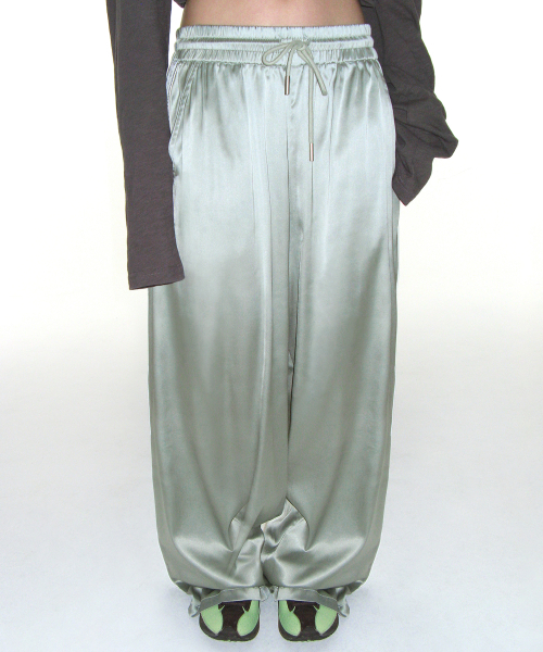 AMESWORLDWIDE（アメスワールドワイド）の「LACE GLOSSY PANTS MINT（スウェットパンツ・レディース・その他・SMALL/MEDIUM）」の2枚目の写真