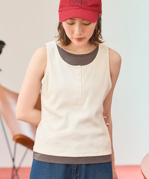 FREAK'S STORE(フリークスストア)の「限定展開 レイヤード風 スナップ ヘンリーネック タンクトップ(Tシャツ/カットソー・レディース・ブラウン/ネイビー/ライトグレー/ブラック/ナチュラル・フリ-)」の8枚目の写真
