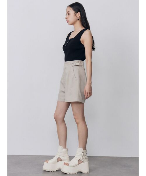 MURUA(ムルーア)の「【セットアップ対応】サイドベルトショートパンツ 夏服(その他パンツ・レディース・グレー/アイボリー/モカ・2/1)」の16枚目の写真