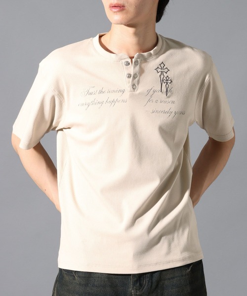 LAND MUSEUM（ランドミュージアム）の「LAND MUSEUM／クロスリブヘンリー半袖T（Tシャツ/カットソー・メンズ・ライトベージュ/チャコール・LARGE/MEDIUM）」の2枚目の写真