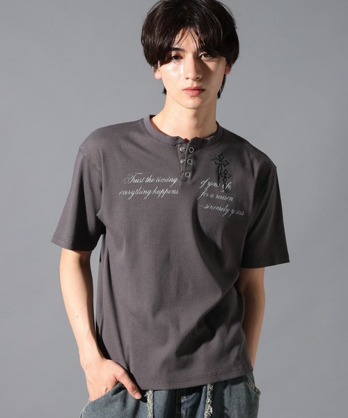 LAND MUSEUM（ランドミュージアム）の「LAND MUSEUM／クロスリブヘンリー半袖T（Tシャツ/カットソー・メンズ・ライトベージュ/チャコール・LARGE/MEDIUM）」の6枚目の写真