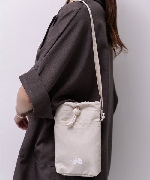 THE NORTH FACE(ザノースフェイス)の「国内未発売 THE NORTH FACE(ザ・ノースフェイス)/ミニショルダー クロスバッグ スマホショルダー ポーチ ロゴプリント/LINDEN STRING BAG MINI(ショルダーバッグ・レディース・ブラック/ピンク/クリーム・FREE)」の17枚目の写真