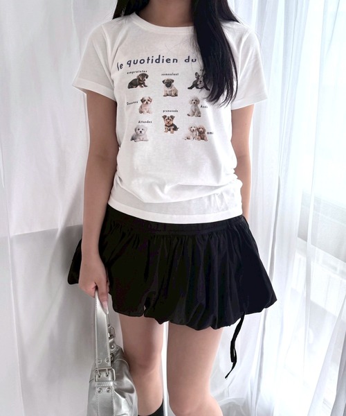 fiere（フィエール）の「ワンちゃんいっぱいデザインプリントショート丈半袖Tシャツ（Tシャツ/カットソー・レディース・ホワイト・WM）」の3枚目の写真