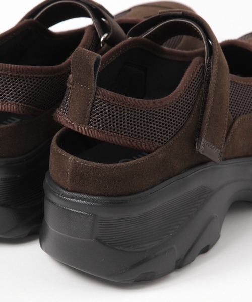 LAKOLE(ラコレ)の「ベルトコンビスニーカー / 801744(スニーカー・レディース・ブラック/ブラウン・LARGE/SMALL/MEDIUM)」の12枚目の写真