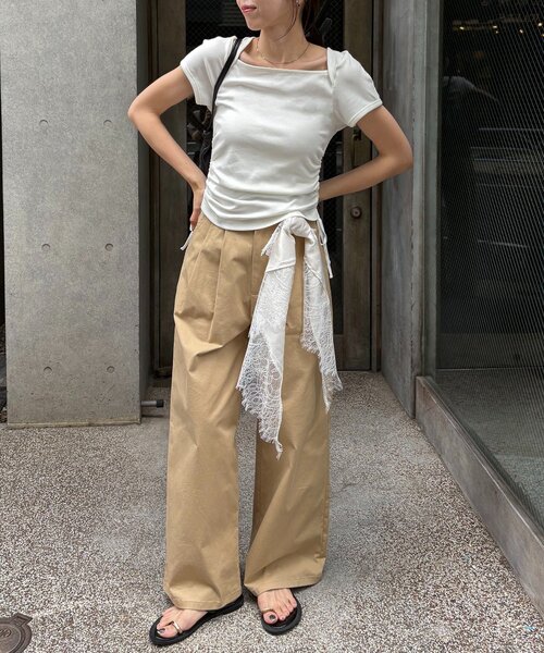 CAPRICIEUX LE'MAGE（カプリシューレマージュ）の「スクエアネックドロストT（Tシャツ/カットソー・レディース・グレー/ネイビー/イエロー/ホワイト・FREE）」の17枚目の写真