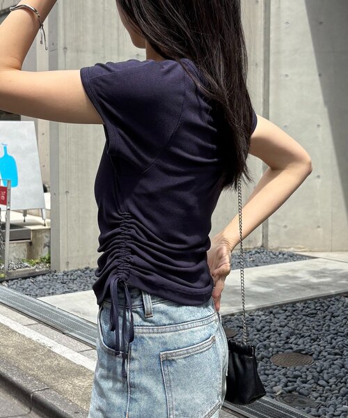 CAPRICIEUX LE'MAGE(カプリシューレマージュ)の「スクエアネックドロストT(Tシャツ/カットソー・レディース・グレー/ネイビー/イエロー/ホワイト・FREE)」の18枚目の写真