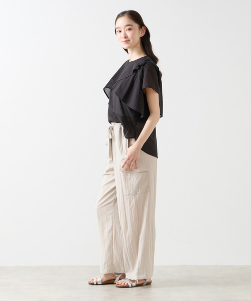 LOGEMENT DE CLAIRE(ロジュモンドクレール)の「イージーカーゴパンツ(カーゴパンツ・レディース・グレイッシュベージュ/カーキ/ブラック・3/4)」の5枚目の写真