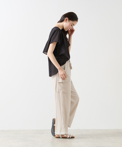 LOGEMENT DE CLAIRE(ロジュモンドクレール)の「イージーカーゴパンツ(カーゴパンツ・レディース・グレイッシュベージュ/カーキ/ブラック・3/4)」の10枚目の写真