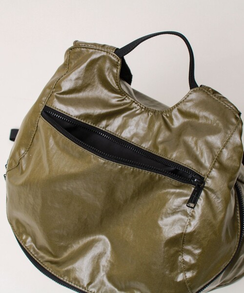 UNIVERSAL OVERALL(ユニバーサルオーバーオール)の「【UNIVERSAL OVERALL/ユニバーサルオーバーオール】Surplus rucksack(バックパック/リュック・メンズ・チャコールグレー/ダークカーキ・FREE)」の9枚目の写真