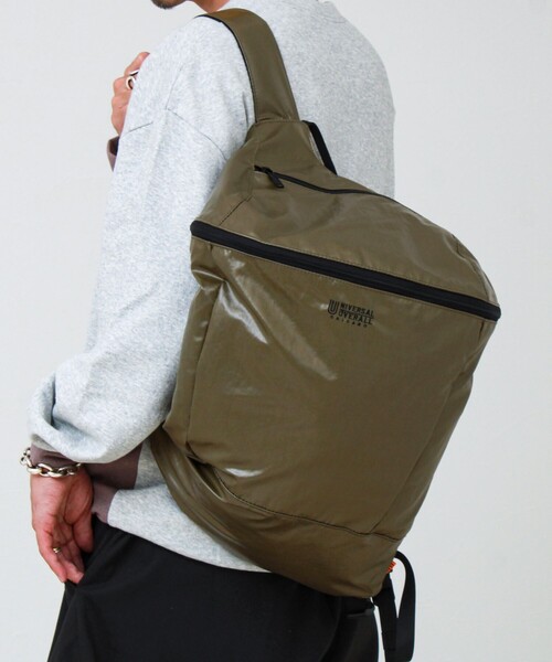 UNIVERSAL OVERALL(ユニバーサルオーバーオール)の「【UNIVERSAL OVERALL/ユニバーサルオーバーオール】Surplus rucksack(バックパック/リュック・メンズ・チャコールグレー/ダークカーキ・FREE)」の14枚目の写真