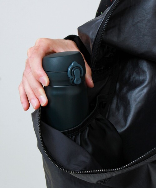 UNIVERSAL OVERALL(ユニバーサルオーバーオール)の「【UNIVERSAL OVERALL/ユニバーサルオーバーオール】Surplus rucksack(バックパック/リュック・メンズ・チャコールグレー/ダークカーキ・FREE)」の22枚目の写真