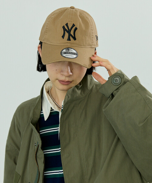FREAK'S STORE(フリークスストア)の「New Era/ニューエラ 9TWENTY NY/ナイントゥエンティ ニューヨーク・ヤンキース(キャップ・レディース・キャメル/ベージュ/レッド・ONE SIZE)」の8枚目の写真