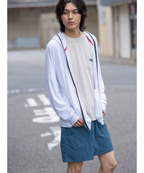 K-SWISS(ケースイス)の「【K-SWISS/ケースイス】接触冷感パーカー/UV対策ジップアップフードパーカー(パーカー・メンズ・ブラック/ホワイト/ネイビー・MEDIUM/LARGE/X-LARGE)」の4枚目の写真