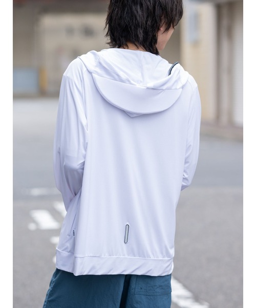 K-SWISS(ケースイス)の「【K-SWISS/ケースイス】接触冷感パーカー/UV対策ジップアップフードパーカー(パーカー・メンズ・ブラック/ホワイト/ネイビー・MEDIUM/LARGE/X-LARGE)」の6枚目の写真