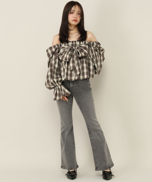 Heather(ヘザー)の「マルチWAYリボンブラウス 1066573(シャツ/ブラウス・レディース・ブラック系その他/ブラウン系その他/グレー・FREE)」の17枚目の写真