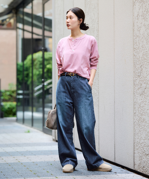 FRAMeWORK（フレームワーク）の「DENIM DELIGHT DAYS セルヴィッチデニムスラックス（デニムパンツ・レディース・ブルー系その他・28/30）」の2枚目の写真
