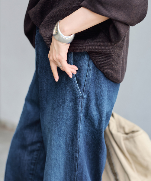 FRAMeWORK（フレームワーク）の「DENIM DELIGHT DAYS セルヴィッチデニムスラックス（デニムパンツ・レディース・ブルー系その他・28/30）」の16枚目の写真