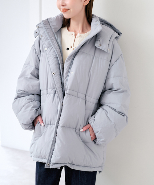 U by SPICK&SPAN(ユーバイスピックアンドスパン)の「タスランナイロン撥水ミドルダウン(ダウンジャケット/コート・レディース・アイボリー/ブルー/ブラック・38/36)」の12枚目の写真