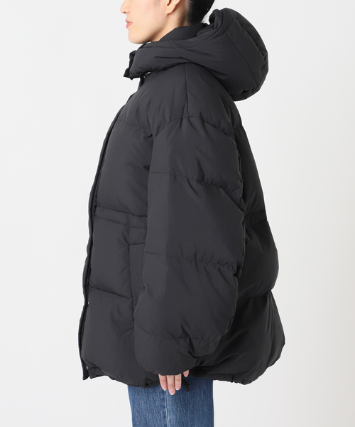 U by SPICK&SPAN(ユーバイスピックアンドスパン)の「タスランナイロン撥水ミドルダウン(ダウンジャケット/コート・レディース・アイボリー/ブルー/ブラック・38/36)」の16枚目の写真