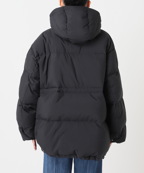 U by SPICK&SPAN(ユーバイスピックアンドスパン)の「タスランナイロン撥水ミドルダウン(ダウンジャケット/コート・レディース・アイボリー/ブルー/ブラック・38/36)」の17枚目の写真