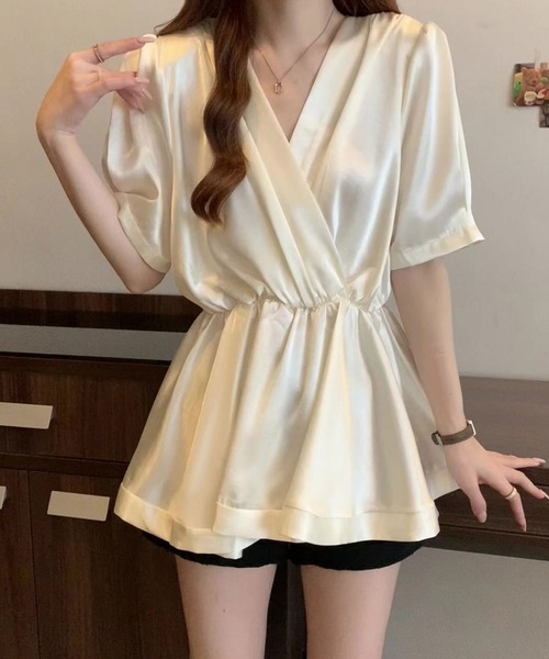 Girly Doll(ガーリードール)の「カシュクールペプラムブラウス(シャツ/ブラウス・レディース・ベージュ/ブラック・M/L)」の17枚目の写真