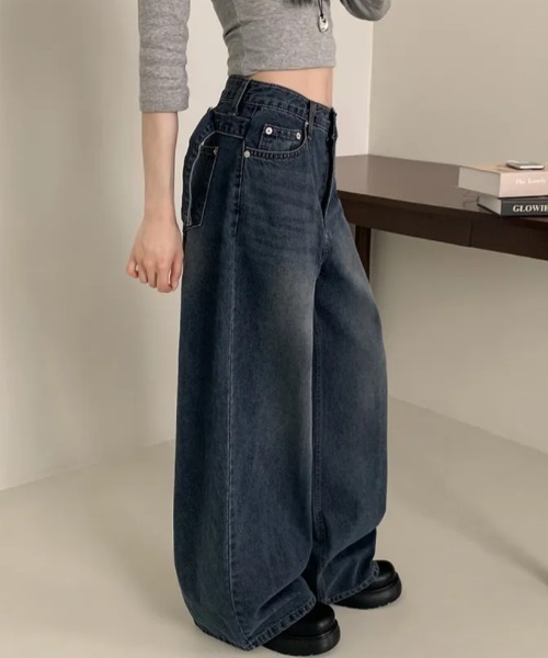 Aelina(エリナ)の「バックベルトデザインワイドデニム パンツ(デニムパンツ・レディース・ブルー/ブラック・L/M/S)」の21枚目の写真