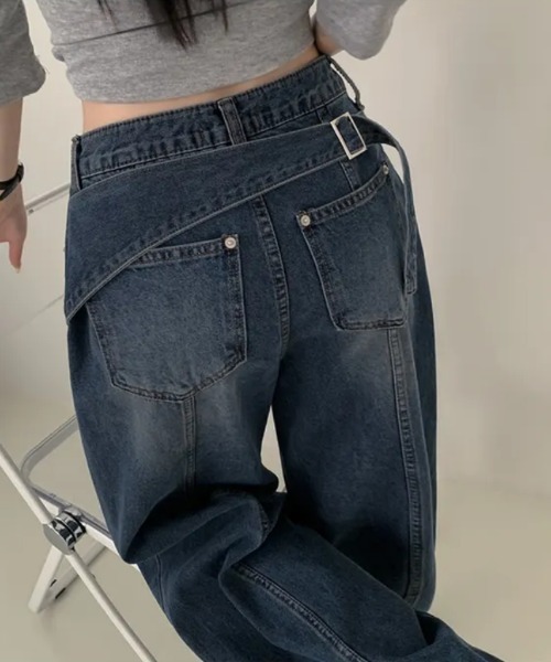 Aelina(エリナ)の「バックベルトデザインワイドデニム パンツ(デニムパンツ・レディース・ブルー/ブラック・L/M/S)」の22枚目の写真