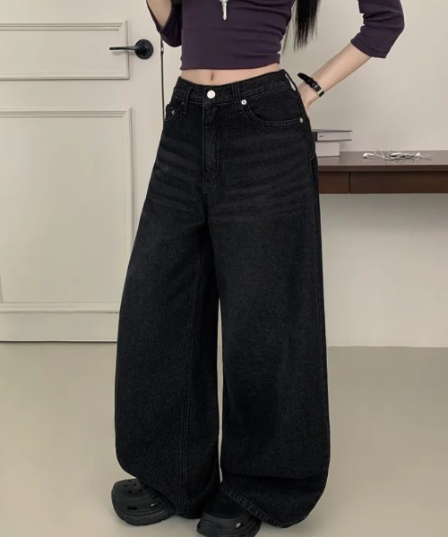 Aelina(エリナ)の「バックベルトデザインワイドデニム パンツ(デニムパンツ・レディース・ブルー/ブラック・L/M/S)」の11枚目の写真