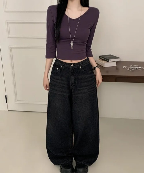 Aelina(エリナ)の「バックベルトデザインワイドデニム パンツ(デニムパンツ・レディース・ブルー/ブラック・L/M/S)」の9枚目の写真