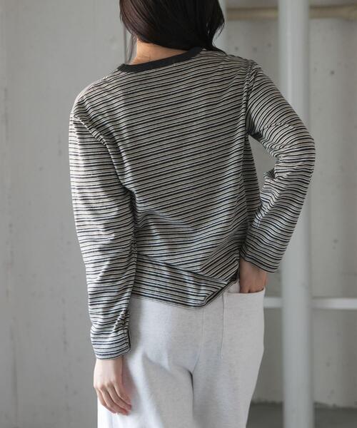 FORK&SPOON(フォークアンドスプーン)の「FORK&SPOON プレーティングボーダーロングスリーブTシャツ(Tシャツ/カットソー・レディース・パープル/チャコールグレー・1)」の4枚目の写真