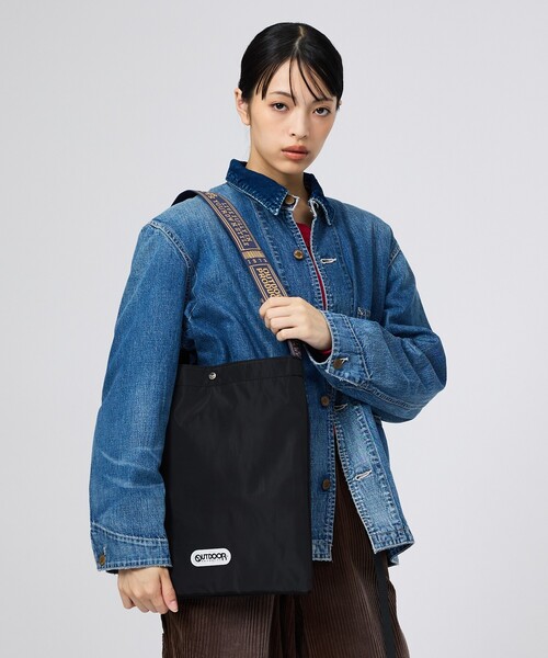 OUTDOOR PRODUCTS(アウトドアプロダクツ)の「【OUTDOOR PRODUCTS】Jacquard Tape Tote ロゴテープ 縦型トートバッグ / ユニセックス(トートバッグ・メンズ・ブラック・フリー)」の1枚目の写真