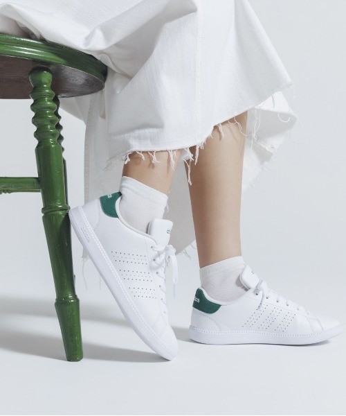 adidas（アディダス）の「【別注】アディダス adidas AP ALPHA SLEEK 限定コラボ（スニーカー・レディース・ホワイト×グリーン・23.0cm/23.5cm/24.5cm/24.0cm/25.0cm/25.5cm/26.0cm）」の10枚目の写真