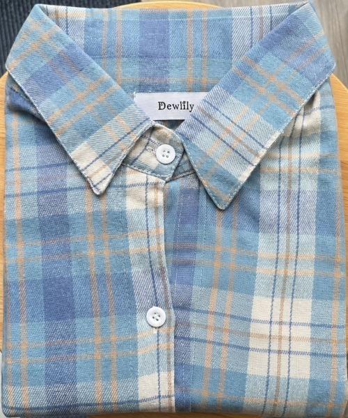 Dewlily(デューリリー)の「羽織るだけでこなれた大人カジュアルに♪ チェック柄長袖シャツ(シャツ/ブラウス・レディース・ピンク/ブルー/ライトブルー/ブラック/ベージュ/ネイビー・FREE)」の17枚目の写真