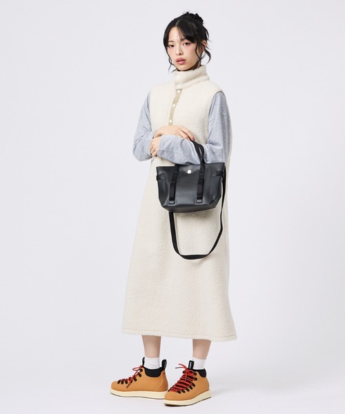 THE ART OF CARRYING（ジアートオブキャリング）の「【THE ART OF CARRYING / ジアートオブキャリング】Carrier04 / コンパクトショルダーバッグ / ユニセックス（ショルダーバッグ・メンズ・カーキ/ブラック・フリー）」の4枚目の写真