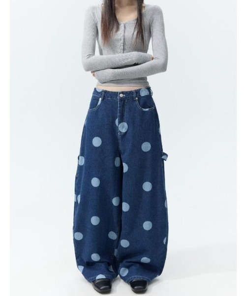 center i(センターアイ)の「ドット総柄 ルーズワイドデニムパンツ(デニムパンツ・レディース・ブルー・M/S)」の19枚目の写真