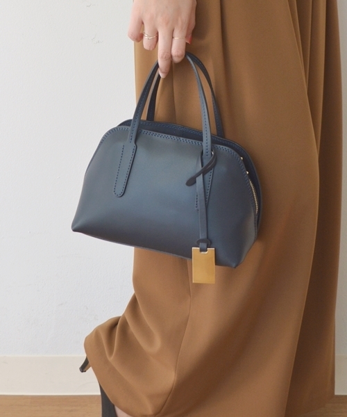 SHIPS（シップス）の「Milos:ミニ2WAY◇（ショルダーバッグ・レディース・ベージュ/ダークブルー/ホワイト/ブラウン/ピンク/ネイビー/ベージュ系その他/ライトグレー/ピンク系その他・ONE SIZE）」の7枚目の写真