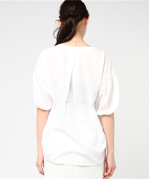 Honeys（ハニーズ）の「バルーン袖アクセ付ブラウス（シャツ/ブラウス・レディース・ネイビー/イエロー/モカ/ホワイト・M/S/L）」の7枚目の写真