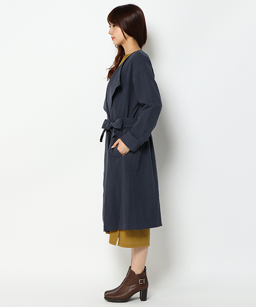 LBC（エルビーシー）の「変わり織りガウンコート（その他アウター・レディース・ベージュ/ネイビー・LARGE/MEDIUM）」の9枚目の写真