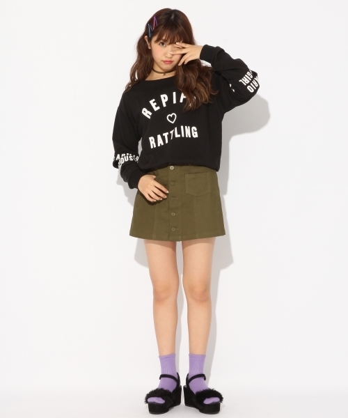 repipi armario（レピピ アルマリオ）の「オフショルソデアキロゴロングスリーブ（スウェット・キッズ・ホワイト/ブラック/レッド・SMALL/MEDIUM/LARGE/X-SMALL）」の6枚目の写真